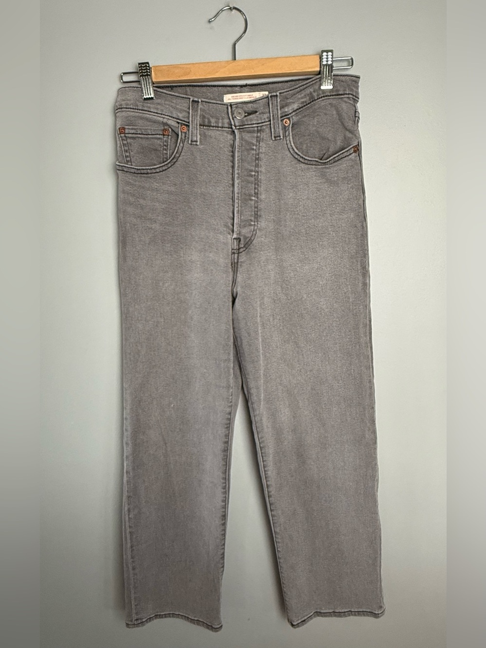 Levi’s Gray Jeans - Ribcage Straight Ankle